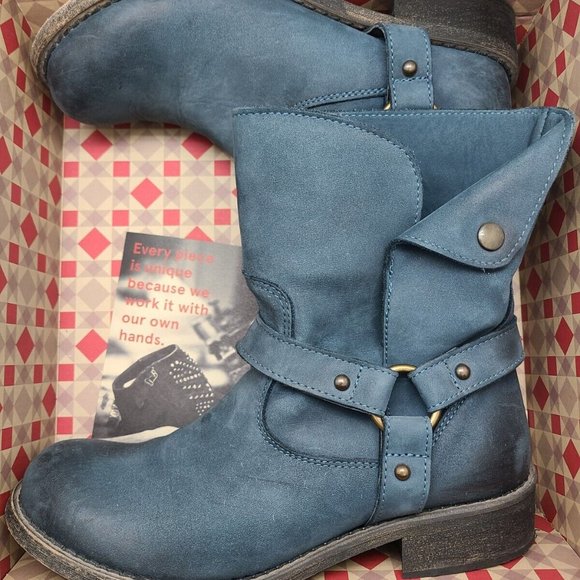 sundance catalog Shoes - Sundance Blue Leather Harness Moto Boho Pull On Boots Sz 37/6,5